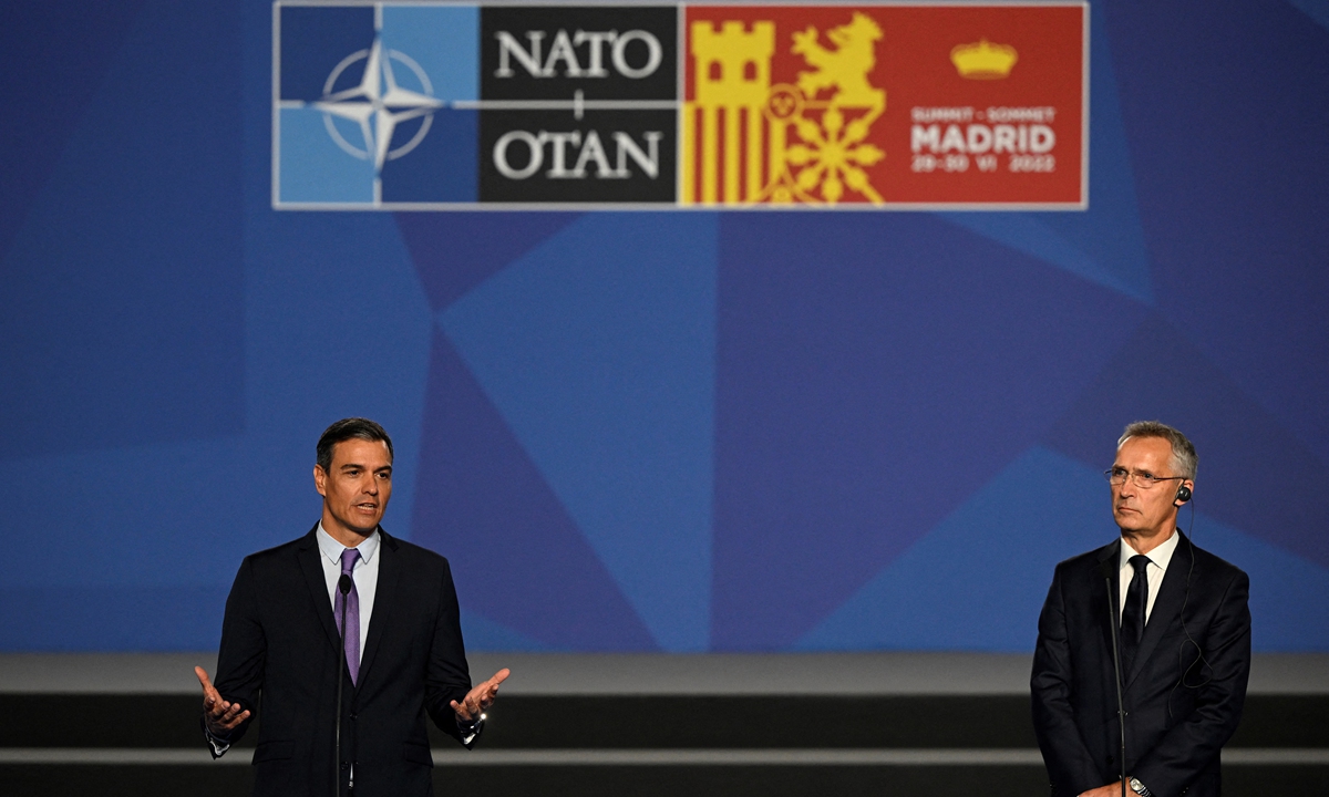 NATO Secretary General Jens Stoltenberg (right) and Spain's Prime Minister Pedro Sanchez deliver joint statements on the opening day of the NATO summit in Madrid, on June 28, 2022. Photo: AFP