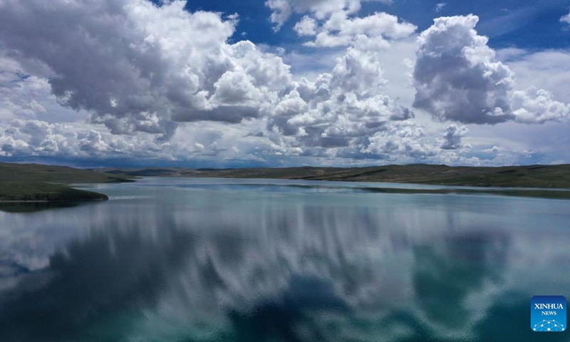 Aerial photo taken on June 23, 2022 shows the Xingxinghai Lake in Maduo County of Golog Tibetan Autonomous Prefecture, northwest China's Qinghai Province. Sanjiangyuan, which means the source of three rivers, is home to the headwaters of the Yangtze, Yellow and Lancang rivers. The area provides the lower reaches of these major rivers with more than 60 billion cubic meters of water annually.(Photo: Xinhua)