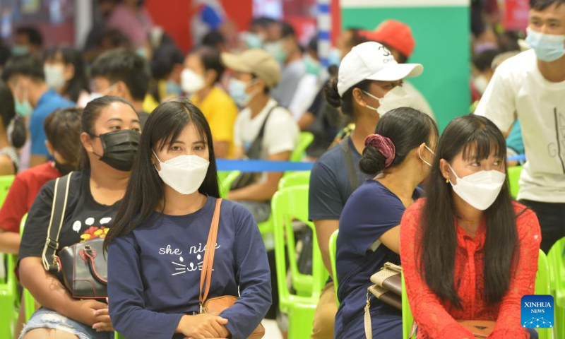 People wait to receive the COVID-19 vaccine in Bangkok, Thailand, on July 19, 2022. (Xinhua/Rachen Sageamsak)