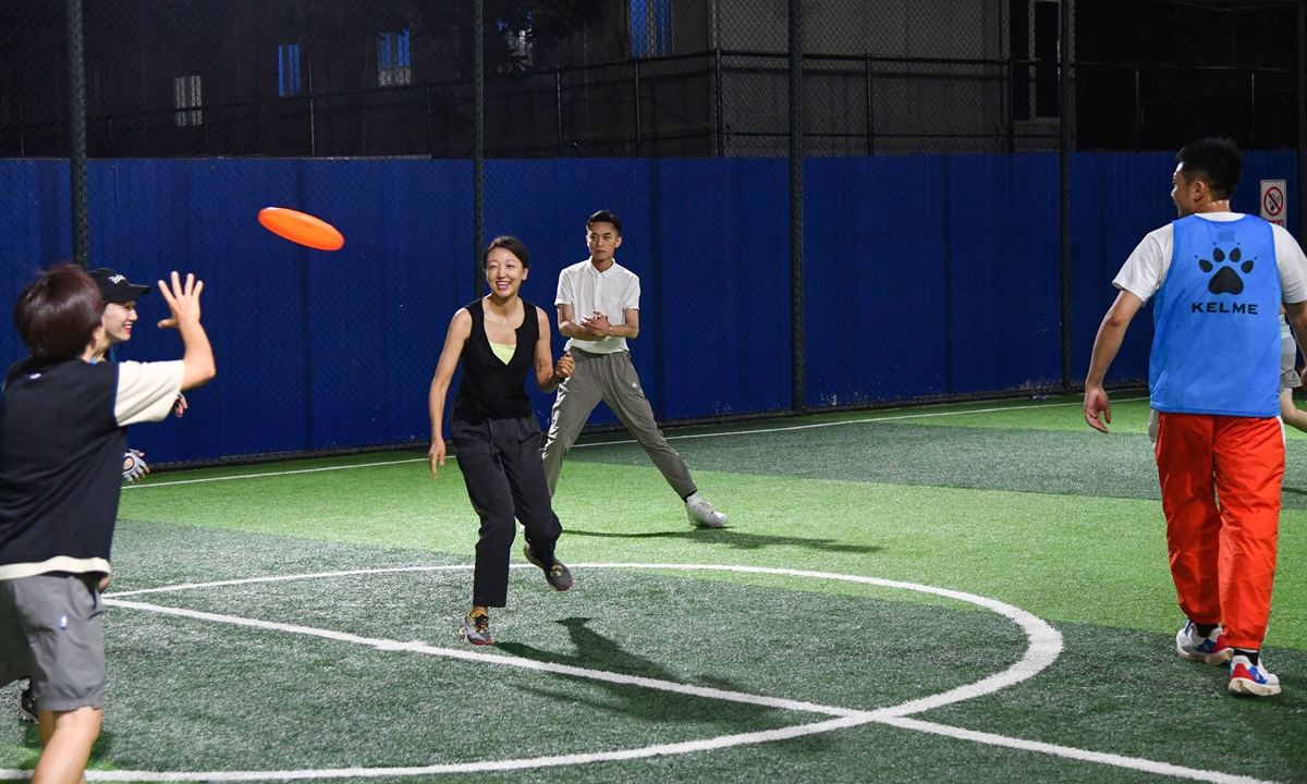 ultimate Frisbee players Photo: IC