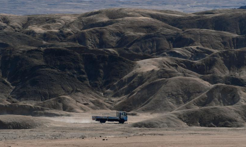 A truck drives in the Moon Landscape scenic area in Swakopmund, Namibia, July 22, 2022. Photo: Xinhua