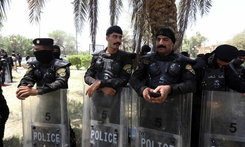 Iraqi security forces are deployed to protect the Turkish embassy during a protest against Turkish bombing of a tourist resort in nothern Iraq, in Baghdad, Iraq, on July 21, 2022.(Photo: Xinhua)