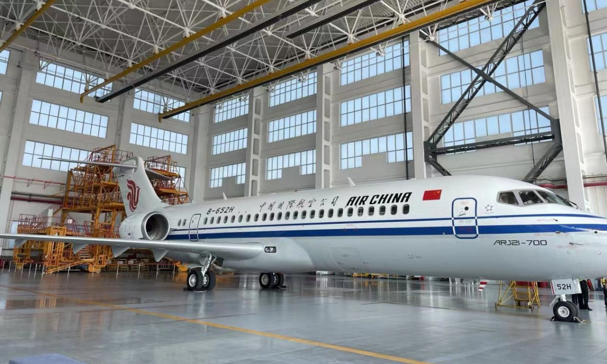 The 2,000th leased plane, an ARJ21 passenger aircraft Photo: Liu Yang/GT
