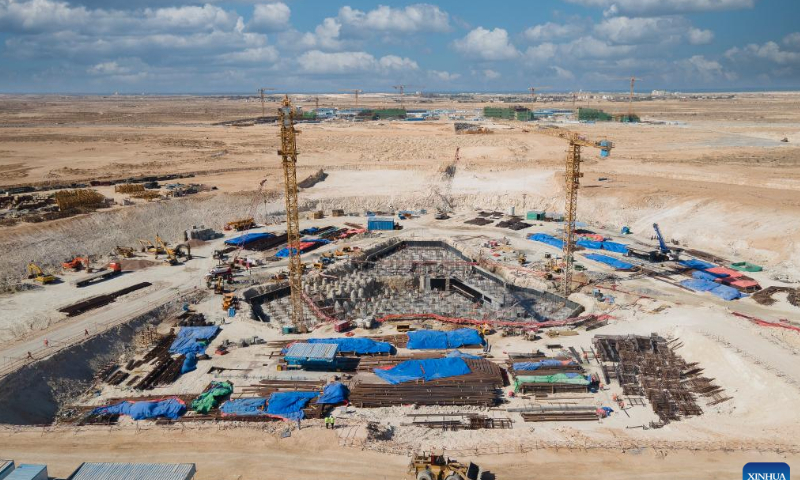 Aerial photo taken on June 27, 2022 shows the construction site of the T01 Iconic Tower of the Alamein Downtown Towers Project in New Alamein, Egypt. China State Construction Engineering Corporation (CSCEC) on Sunday started the construction of the main structures of five residential skyscrapers in New Alamein City on Egypt's Mediterranean northern coast. Photo: Xinhua