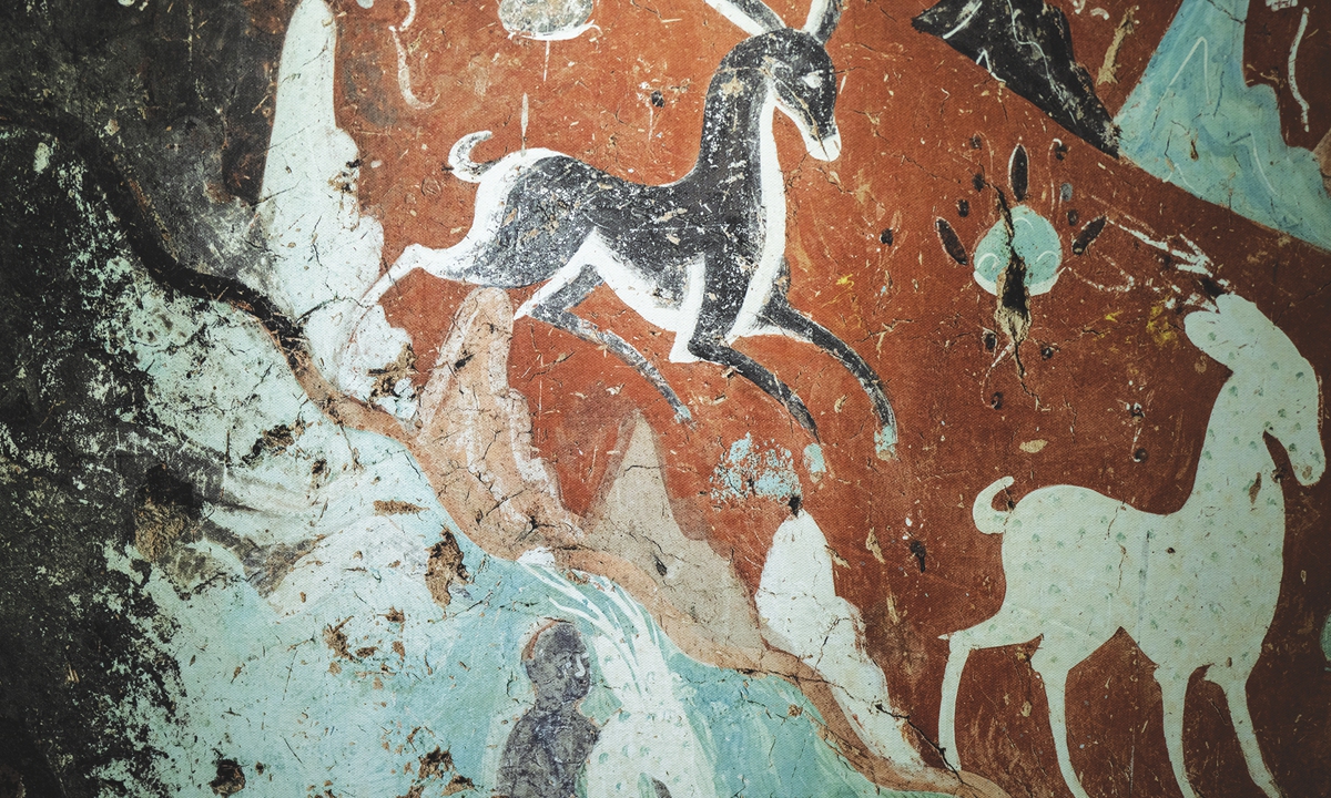 The Nine-Colored Deer painting in the Mogao Caves in Dunhuang, Gansu Province Photo: IC