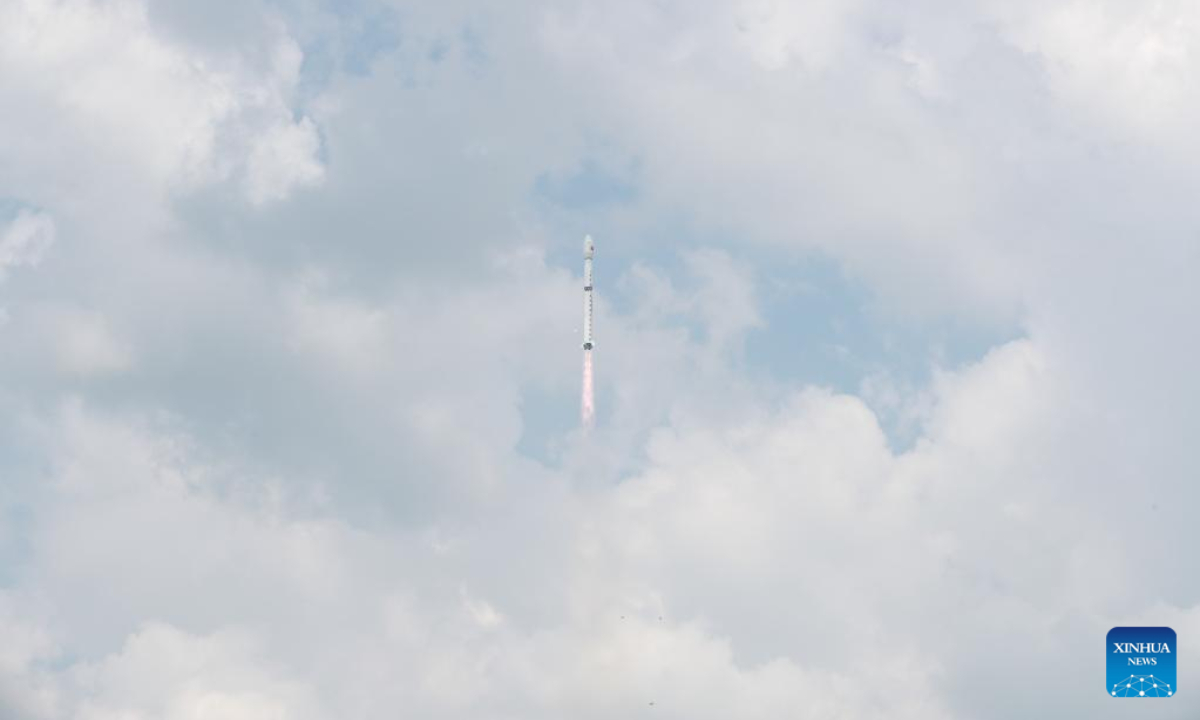 A Long March-4B carrier rocket carrying a terrestrial ecosystem carbon monitoring satellite and two other satellites blasts off from the Taiyuan Satellite Launch Center in north China's Shanxi Province on Aug 4, 2022. The satellites were launched at 11:08 am (Beijing Time) and entered the planned orbit successfully. Photo:Xinhua