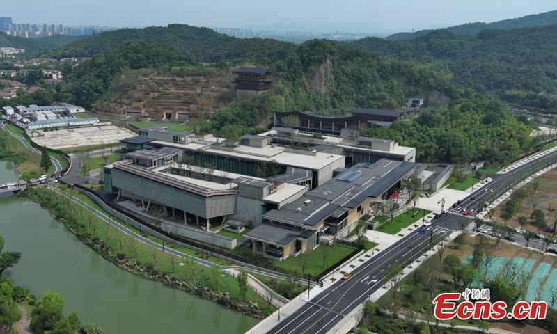 Aerial view shows the Hangzhou branch of the China's National Archives of Publications and Culture in Hangzhou, east China's Zhejiang Province, Aug. 1, 2022. The Hangzhou branch is a venue integrating the function of library, museum, art gallery, archives and exhibition. It is available for reservation from Monday. (Photo: China News Service/Wang Gang)


