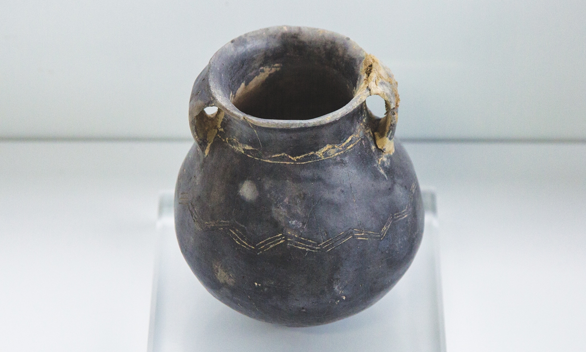 Black pottery from the Longshan Culture Photo: IC 