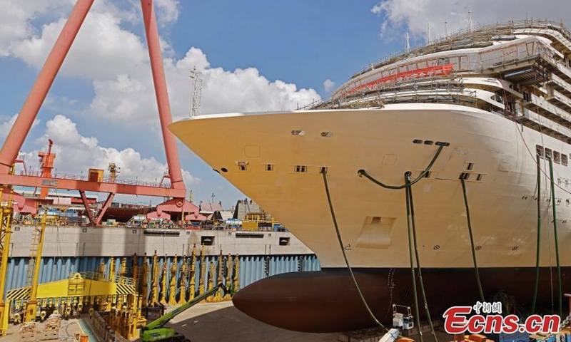 Cruise ship H1508, China's first large cruise ship, is under construction in Shanghai. The overall construction progress on the vessel passes 60 percent at the end of May, 2022 and H1508 ship is expected to be delivered in the second half of 2023.(China News Service/Yin Liqin)