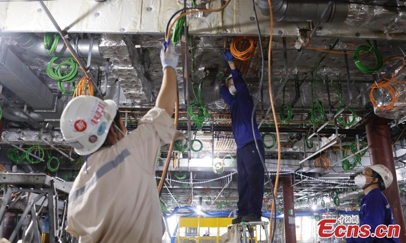 Cruise ship H1508, China's first large cruise ship, is under construction in Shanghai. The overall construction progress on the vessel passes 60 percent at the end of May, 2022 and H1508 ship is expected to be delivered in the second half of 2023.(China News Service/Yin Liqin)