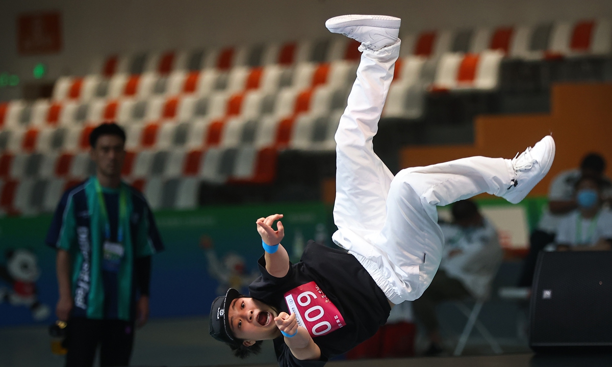 Liu Qingyi competes at a break dancing event of China's 14th National Games in Nanjing, East China's Jiangsu Province on September 25, 2021. Photo: VCG