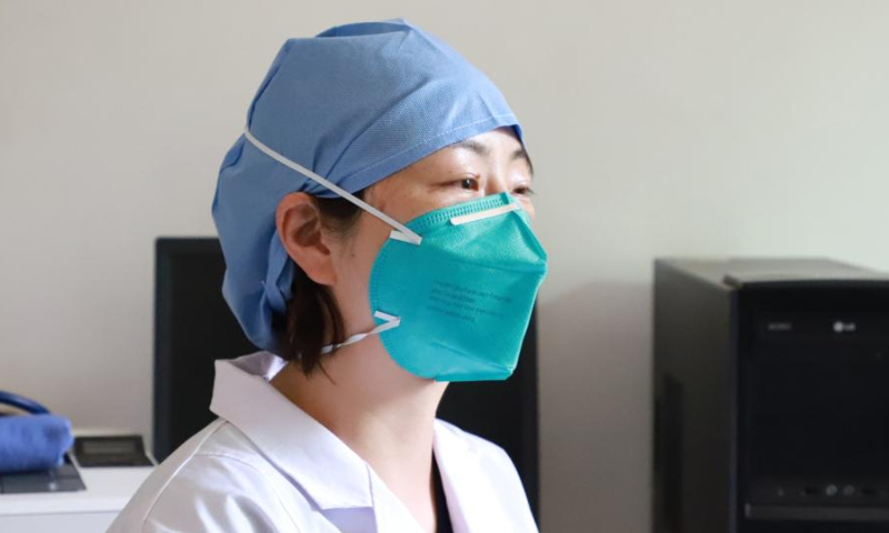 Guo Zhiping, head of the 22nd Chinese medical team to Uganda, speaks in an interview with Xinhua at the Uganda-China Friendship Hospital in Kampala, Uganda, Aug. 10, 2022. Photo: Xinhua