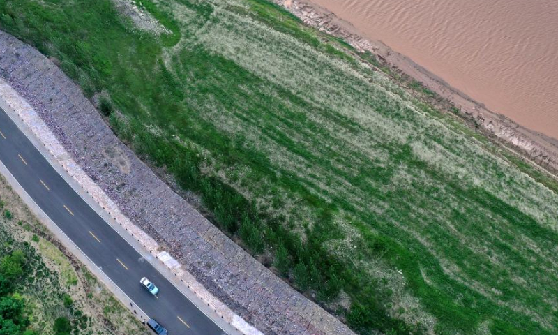 Aerial photo taken on Aug. 10, 2022 shows a section of the ecological corridor along the Yellow River in Sanmenxia City, central China's Henan Province.  Photo: Xinhua