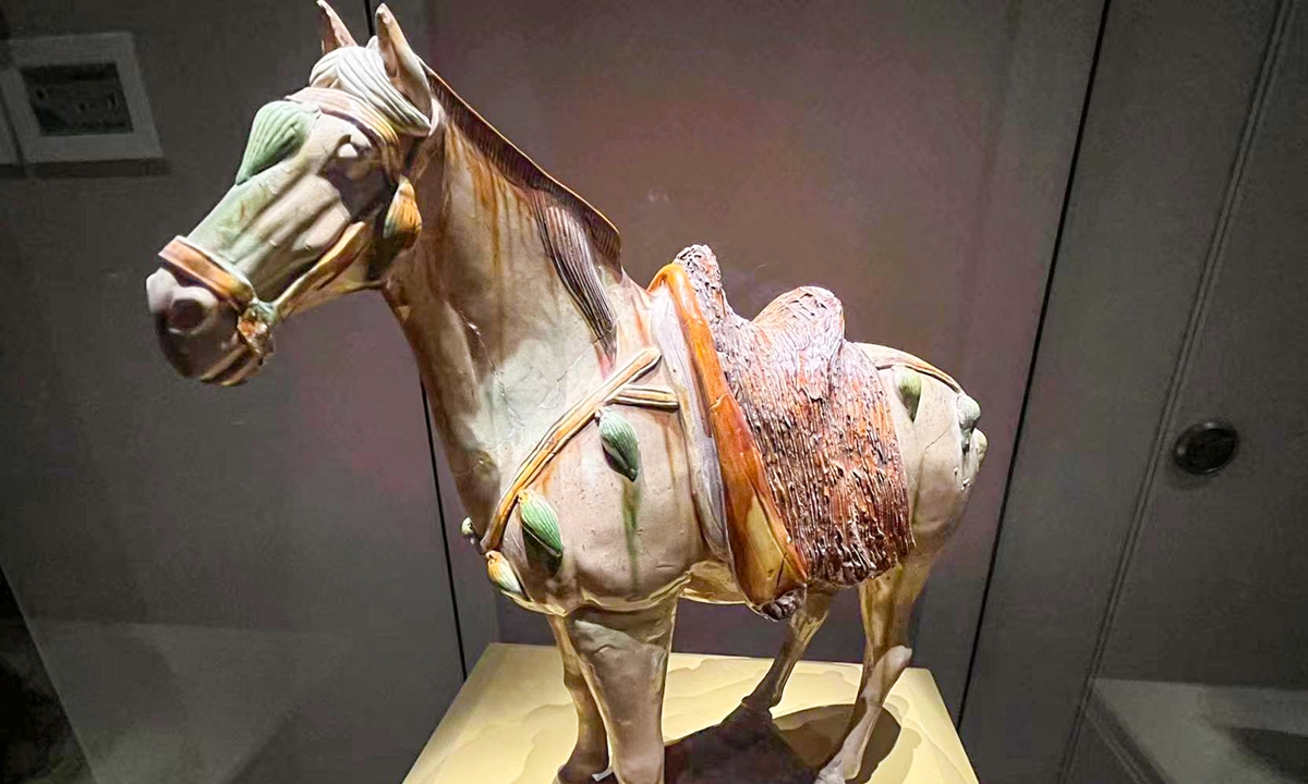 A tri-color glazed ceramic horse from the Tang Dynasty (618-907) Photo: Xu Liuliu/Global Times