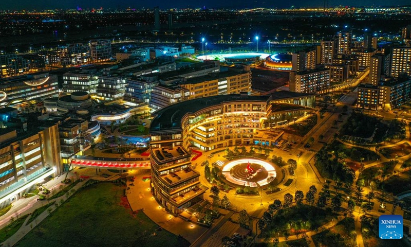 An aerial photograph taken on August 15, 2022 shows a night view of the campus of the Hong Kong University of Science and Technology (Guangzhou) in Guangzhou, Guangdong Province, South China.  After three years of construction, the Hong Kong University of Science and Technology (Guangzhou) is scheduled to open in September.  (Photo: Xinhua)