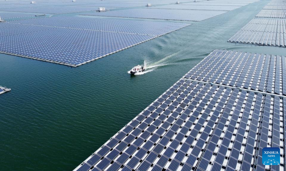 Aerial photo taken on Aug. 25, 2022 shows a view of Maowei floating photovoltaic power station on water in Gucheng Township of Yingshang County, east China's Anhui Province. Photo:Xinhua