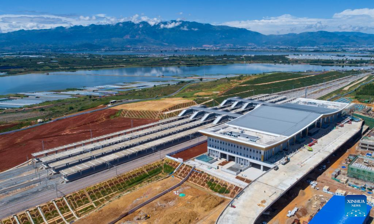 Aerial photo taken on Aug. 24, 2022 shows the Honghe Railway Station of the Mile-Mengzi high-speed railway in Honghe Hani and Yi Autonomous Prefecture, southwest China's Yunnan Province. The 107-km railway with a designed speed of 250 kilometers per hour started a test run recently. Photo:Xinhua
