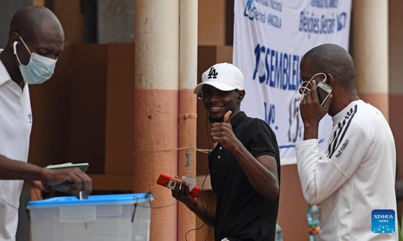 People cast their ballots at a polling station in the Province of Luanda, Angola, Aug. 24, 2022.(Photo: Xinhua)