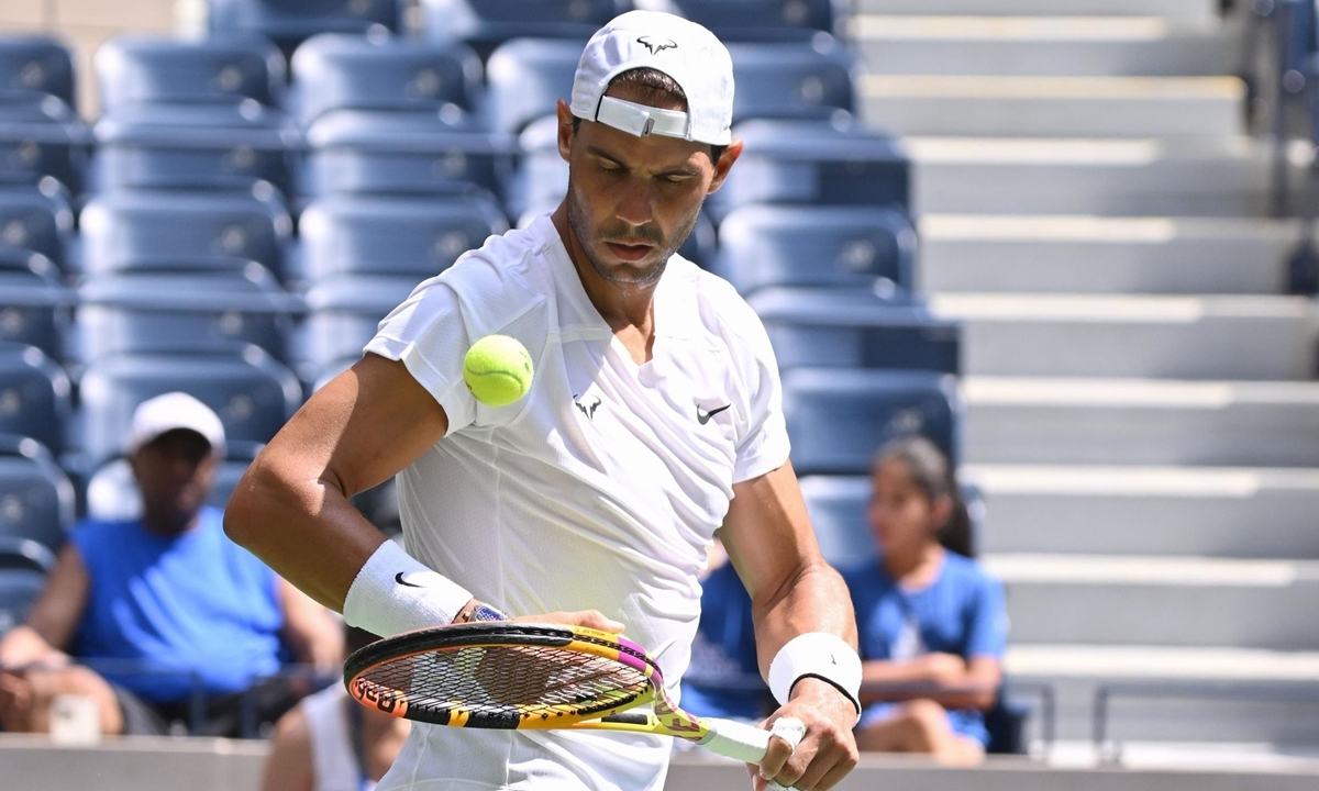 Rafael Nadal trains at a tennis center in New York City on August 23, 2022. Photo: VCG 