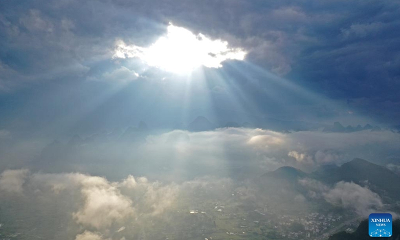 Aerial photo taken on Aug. 25, 2022 shows the scenery at Xingping Town in Yangshuo County of Guilin, south China's Guangxi Zhuang Autonomous Region.(Photo: Xinhua)