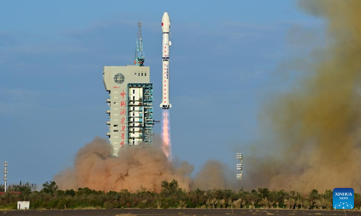 A Long March-4C carrier rocket carrying the Yaogan-33 02 satellite blasts off from the Jiuquan Satellite Launch Center in northwest China, Sep 3, 2022. The satellite was launched at 7:44 am (Beijing Time) and has entered the planned orbit successfully. Photo:Xinhua