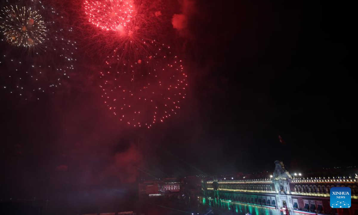 Photo taken on Sep 15, 2022 shows fireworks during the Independence Day celebrations in Mexico City, Mexico. Photo:Xinhua