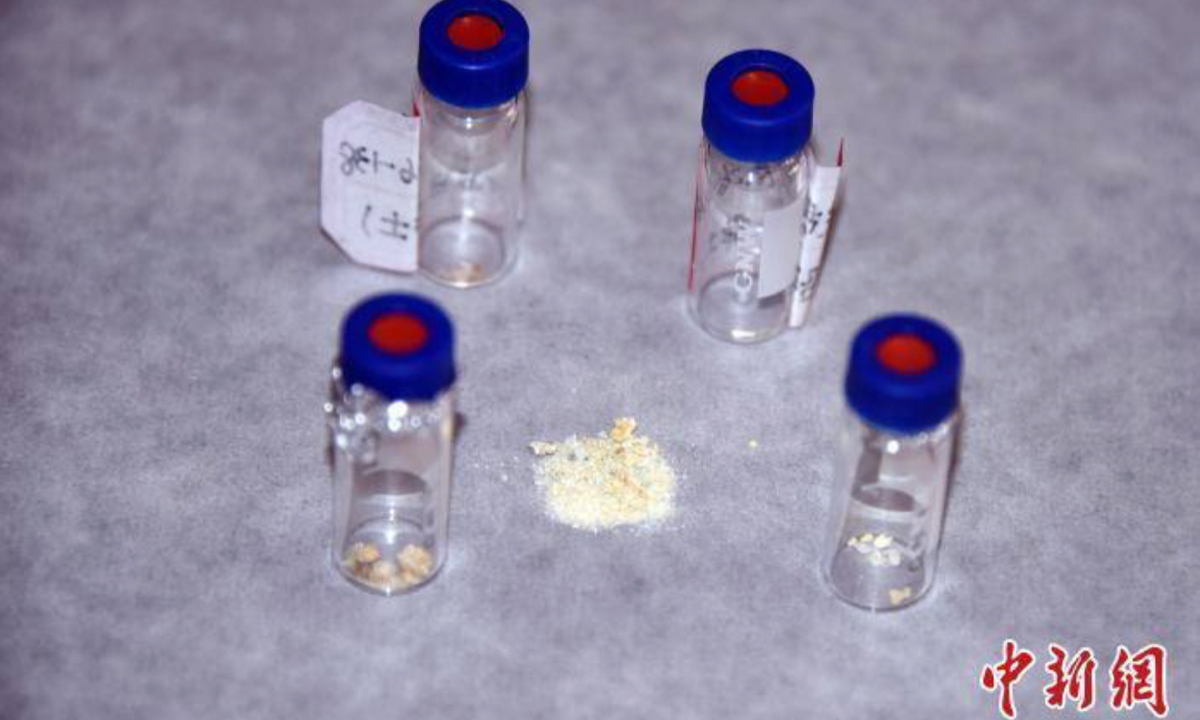 The remains of the world's earliest synthetic lead white cosmetics extracted from a bronze ware. Photo: Screenshot from China News Service website.