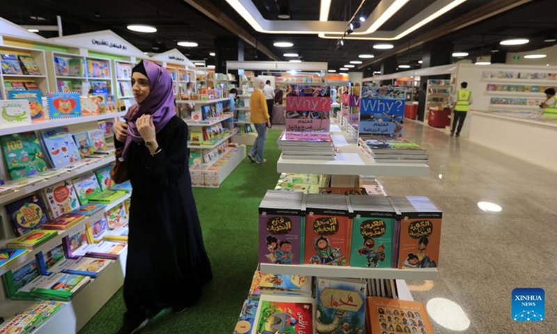 A woman visits the Amman International Book Fair 2022 in Amman, Jordan, on Sept. 1, 2022. The Amman International Book Fair 2022 opened on Thursday and will last until Sept. 10 in the Jordanian capital, state-run Petra news agency reported.(Photo: Xinhua)