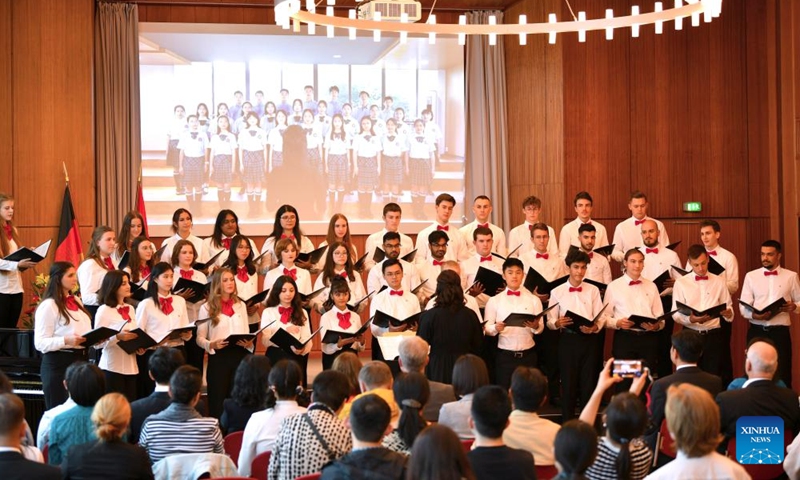 Members of Burg Chinese Chorus perform during the cloud concert to celebrate the 50th anniversary of diplomatic relations between China and Germany in Essen, Germany, on Sept. 10, 2022.Photo:Xinhua