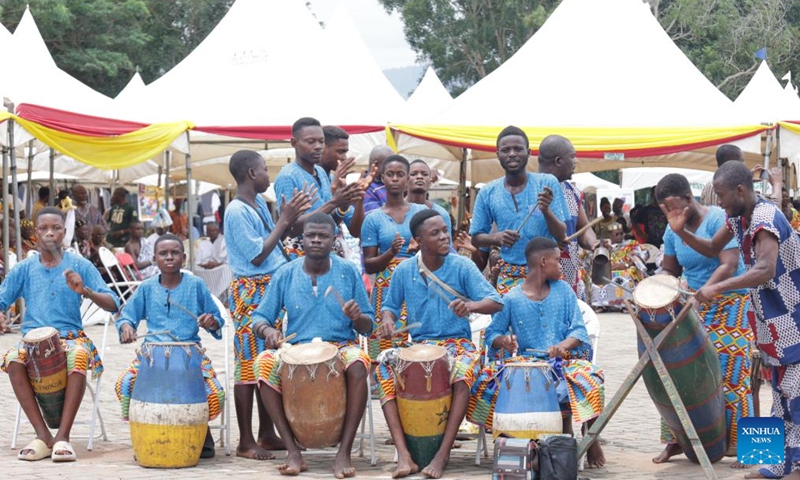 People play traditional instruments to celebrate the yam festival in the city of Ho, Ghana, on Sept. 10, 2022.Photo:Xinhua