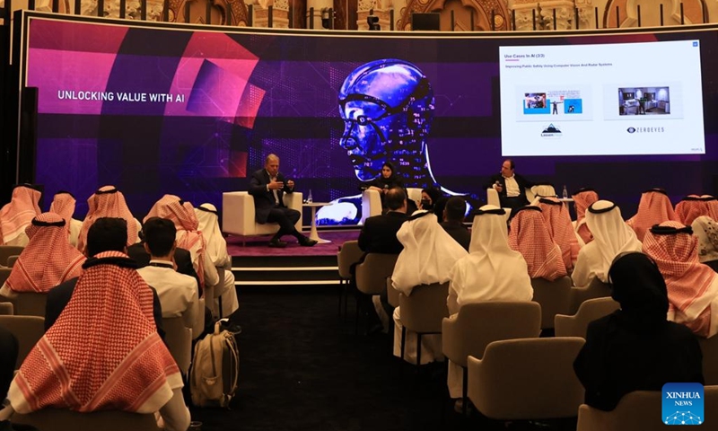People attend a forum of the 2022 Global AI Summit in Riyadh, Saudi Arabia, on Sept. 13, 2022. The 2022 Global AI Summit kicked off in Riyadh on Tuesday.(Photo: Xinhua)
