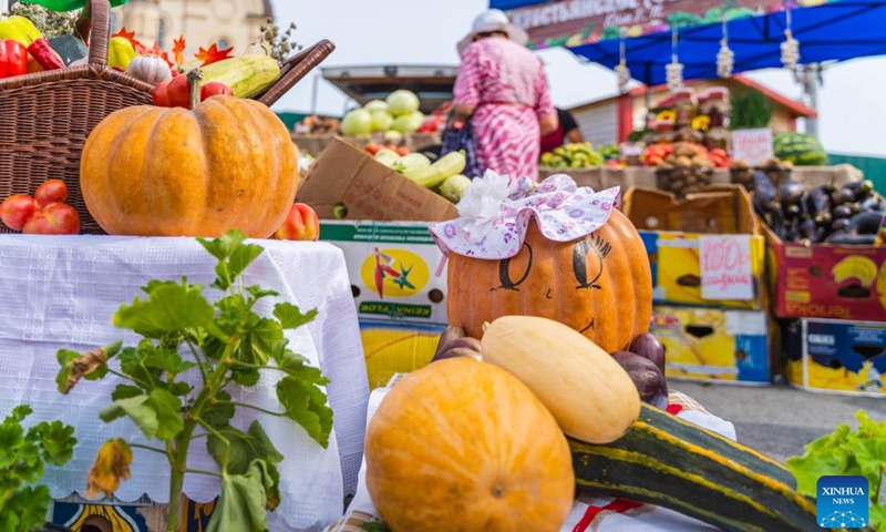 Agricultural products are displayed at a food fair in Vladivostok, Russia, Sept. 14, 2022.(Photo: Xinhua)