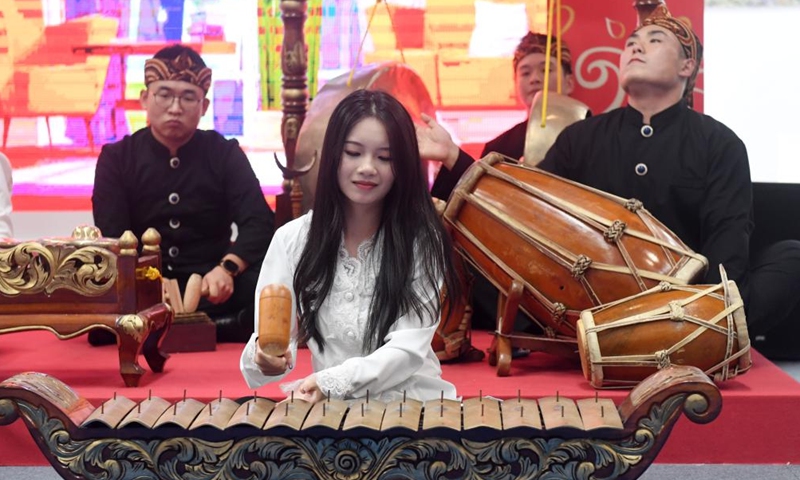 Performers play Indonesian music during the 19th China-ASEAN Expo at the Nanning International Convention and Exhibition Center in Nanning, south China's Guangxi Zhuang Autonomous Region, Sept. 16, 2022.Photo:Xinhua