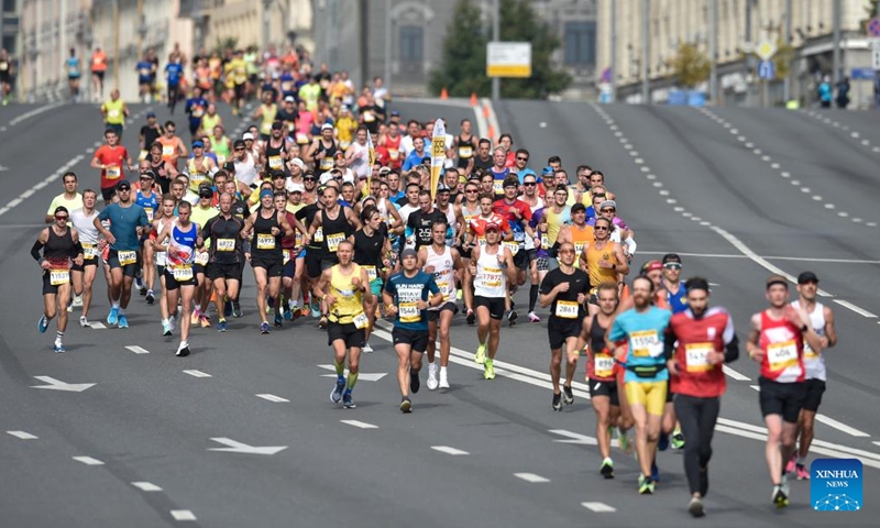 Participants take part in the Moscow Marathon in Moscow, Russia, on Sept. 18, 2022.Photo:Xinhua