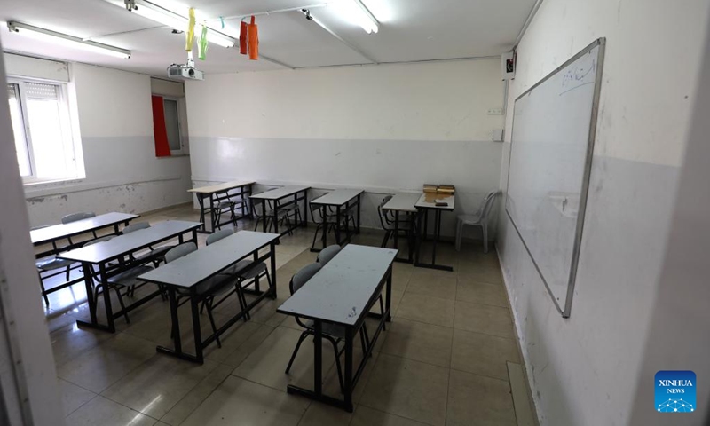 Photo taken on Sept. 19, 2022 shows an empty classroom of a Palestinian school in the East Jerusalem neighborhood of Silwan.(Photo: Xinhua)