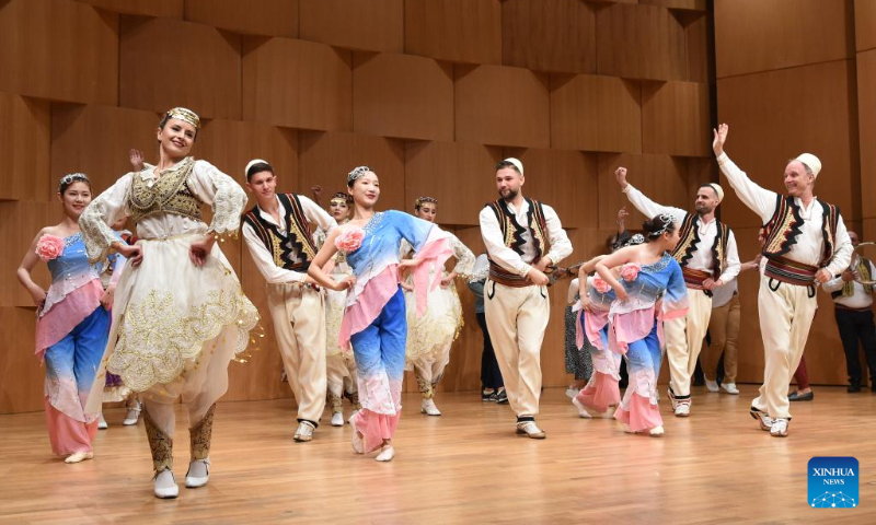 Chinese and Albanian artists perform during the Chinese Culture Week 2022 in Tirana, Albania, Sept. 29, 2022. A series of Chinese cultural activities have been held in Albania's capital city Tirana since Sept. 26, including a Chinese culture-themed gala at the city center Friday evening. (Xinhua/Zhang Liyun)