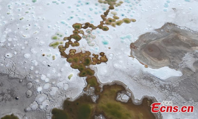 Drone photo shows the natural landscape of the Gaskule Lake in Mangya city, northwest China's Qinghai Province. (Photo: China News Service/Tang Tuohua)
