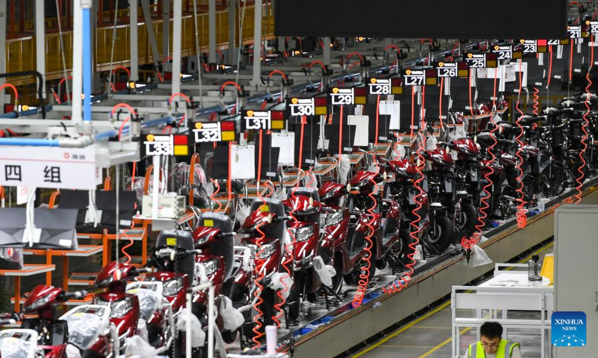Photo taken on Sep 22, 2022 shows Yadea Group's intelligent production base of electric scooters in Yongchuan District of Chongqing, southwest China. Photo:Xinhua