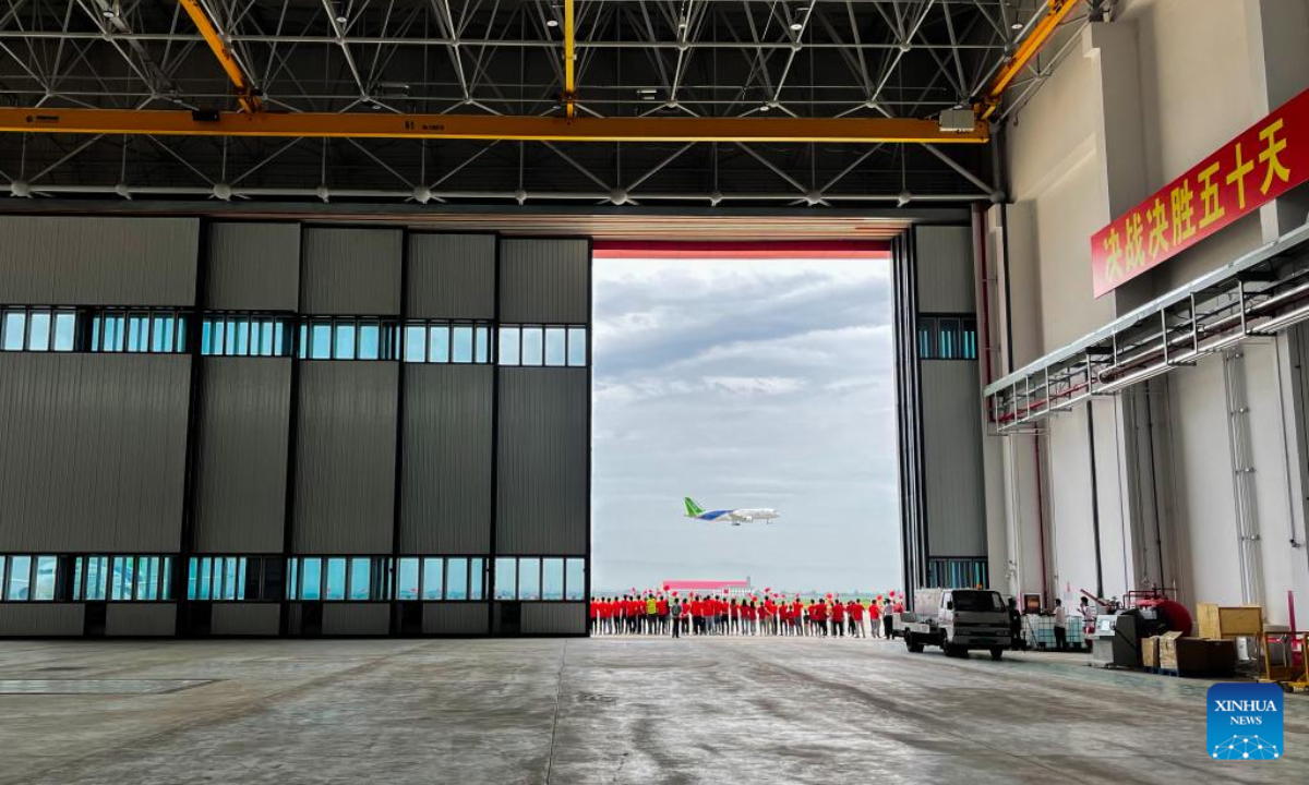 Photo taken on July 17, 2022 shows a test flight of C919, China's first homegrown large jetliner, in Pucheng County, northwest China's Shaanxi Province. The C919, China's first homegrown large jetliner, has obtained the type certificate, a milestone step on its journey to market operation. Photo:Xinhua