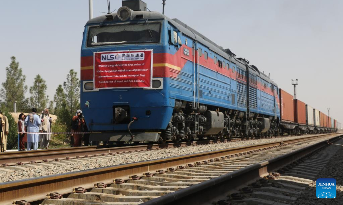 The first freight train coming through railroad linking Afghanistan to China arrives in Hairatan, Balkh province, Afghanistan, Sep 22, 2022. The land corridor through railroad has linked landlocked Afghanistan to China as the first freight train arrived in the border town of Hairatan in Afghanistan's northern Balkh province on Thursday. Photo:Xinhua