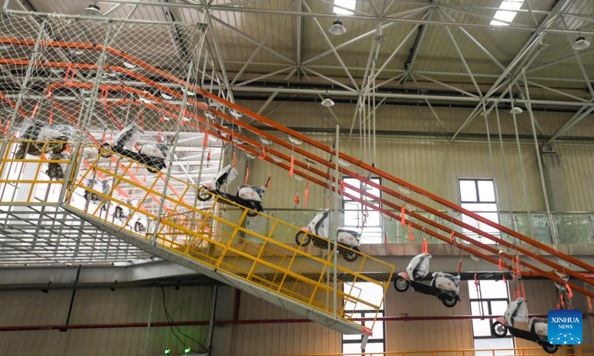 Photo taken on Sep 22, 2022 shows Yadea Group's intelligent production base of electric scooters in Yongchuan District of southwest China's Chongqing. Photo:Xinhua