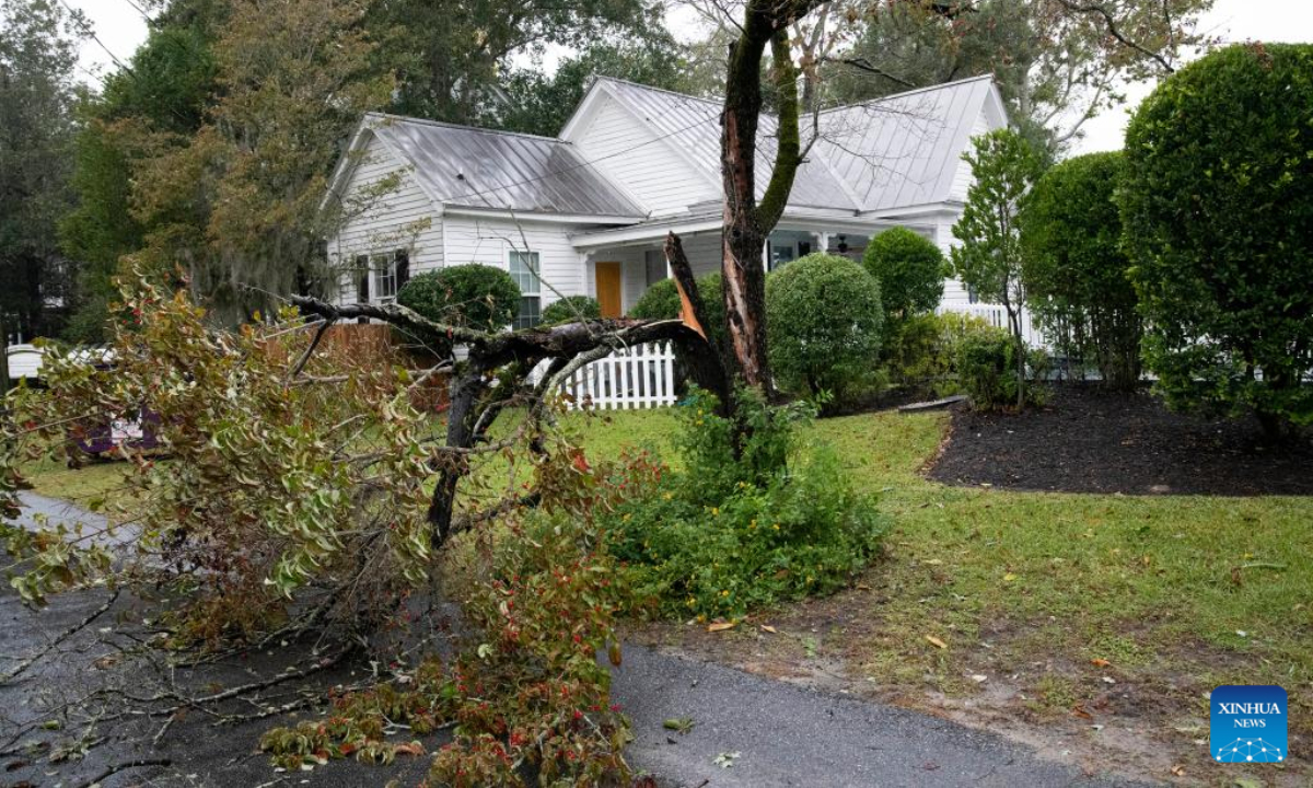 Hurricane Ian accelerates toward South Carolina coast as death toll