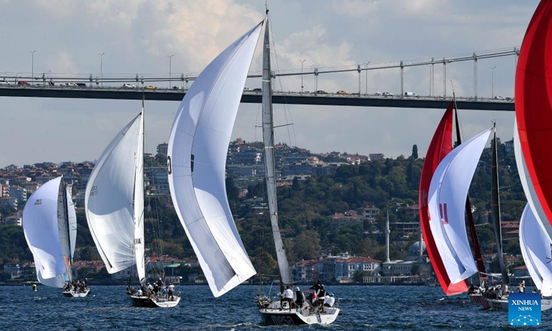 Sailors participate in the 21st Bosphorus Cup sailing race in Istanbul, Türkiye, Sept. 24, 2022.Photo:xinhua