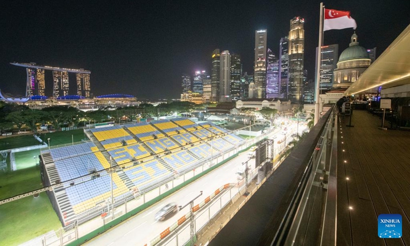 Photo taken on Sept. 26, 2022 shows Marina Bay Street Circuit of the upcoming F1 Singapore Grand Prix Night Race in Singapore. The F1 Singapore Grand Prix night race will be held from Sept. 30 to Oct. 2.(Photo: Xinhua)