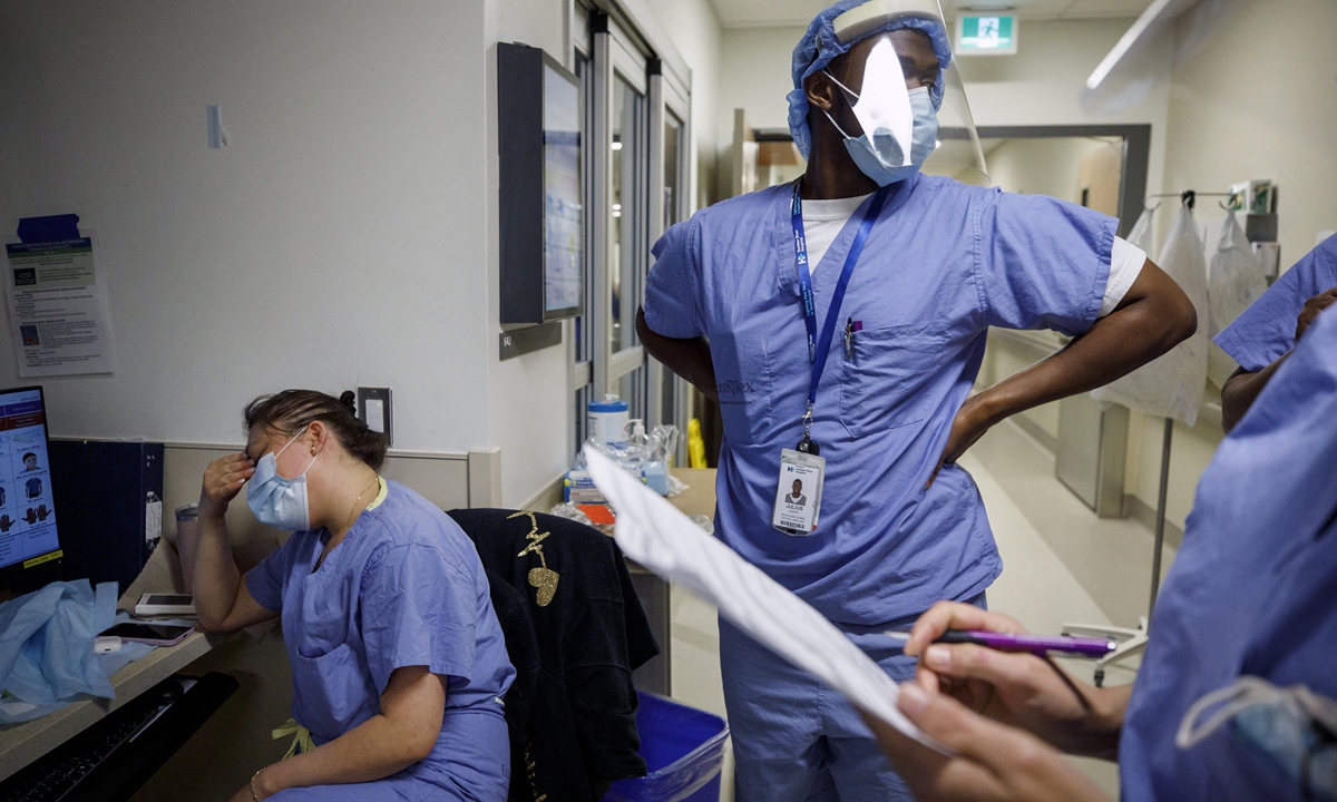 Nurses in a hospital in Toronto, Canada Photo: AFP