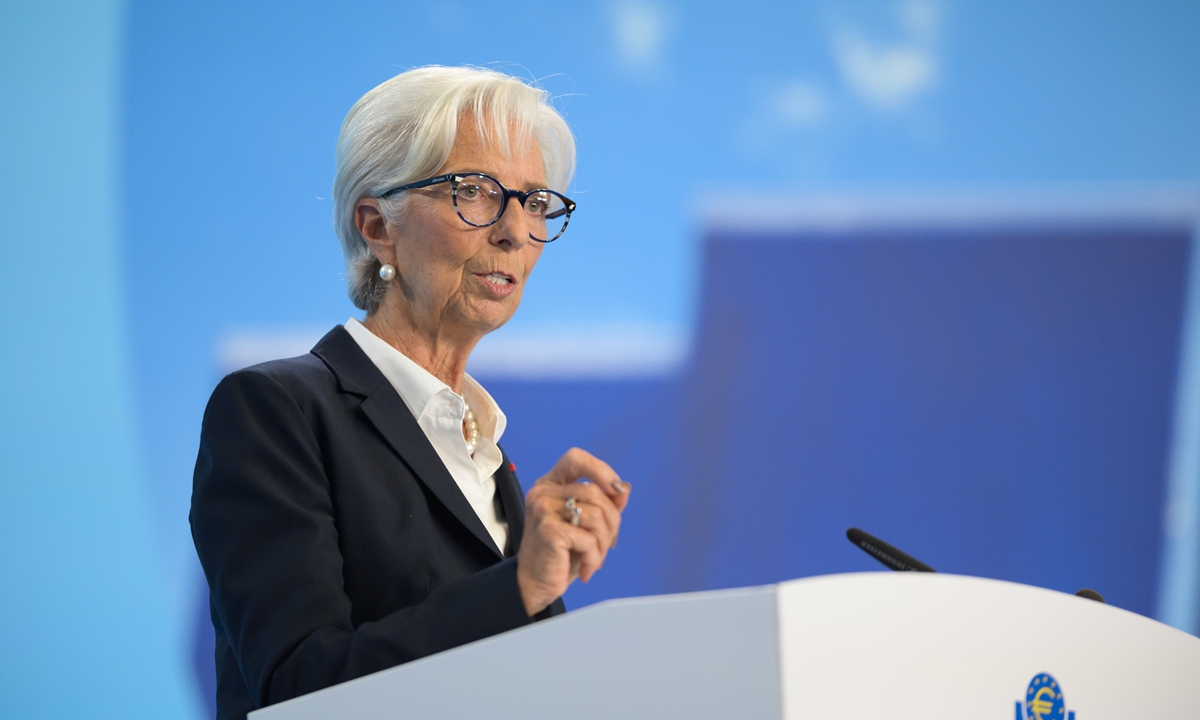 European Central Bank resident Christine Lagarde announces on October 26, 2022 a 75-basis-point interest rate hike — its third consecutive increase this year — while also scaling back support for European banks, in efforts to deal with inflation and slow economy. Photo: Xinhua