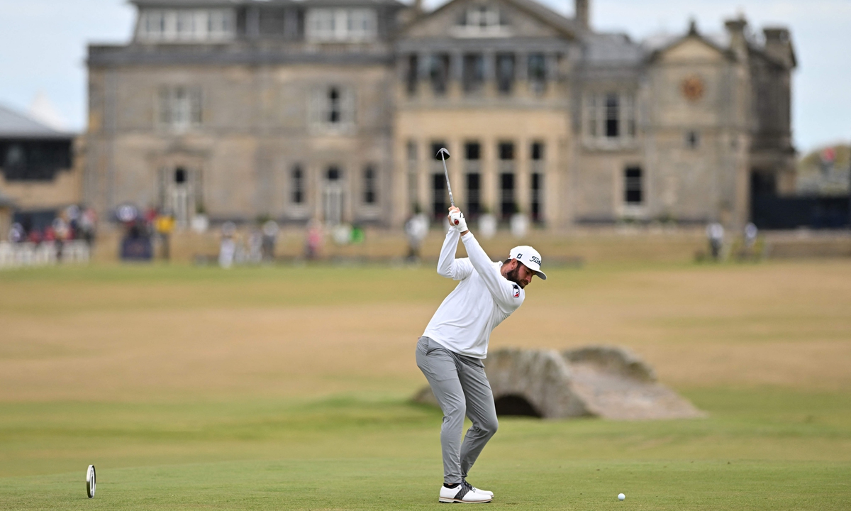 US golfer Cameron Young plays from the 18th tee during his opening round 64 on the first day of The 150th British Open Golf Championship on The Old Course at St Andrews in Scotland on July 14, 2022. Photo: VCG