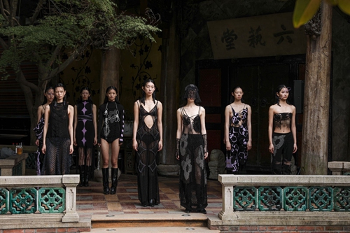 Design by Ding Hanqing.Photo: Courtesy of Budweiser APAC