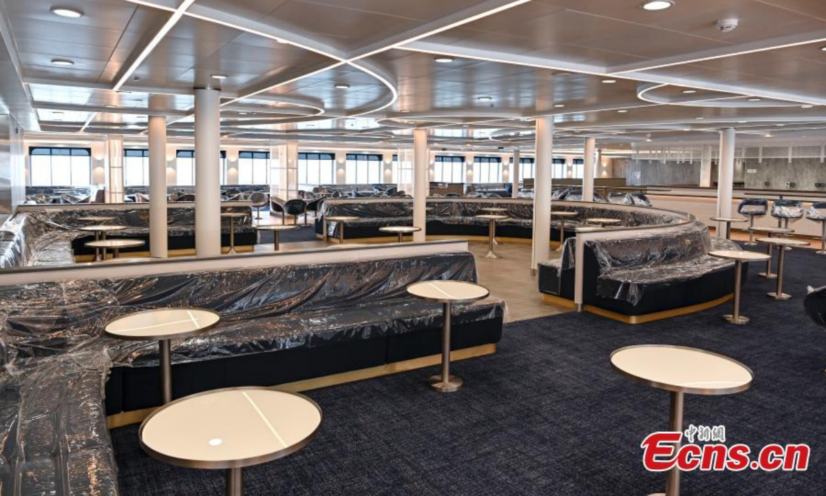 Photo shows the dining room inside the world's largest ro-ro passenger ship No.1 in Guangzhou, south China's Guangdong Province, Oct 27, 2022. Photo: China News Service