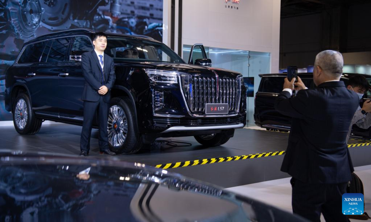 People visit the 12th China (Macao) International Automobile Exposition in Macao, south China, Nov 11, 2022. The three-day expo, which attracted exhibitors from more than 20 countries and regions, kicked off here Friday. Photo:Xinhua